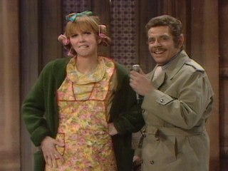 Jerry Stiller & Anne Meara - Walter Flonkite Interviews Distraught Mrs. Mulcahy