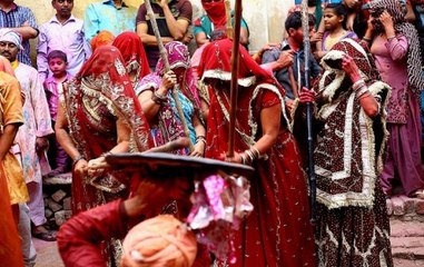 Mathura's famous Lathmar Holi celebrations in Barsana