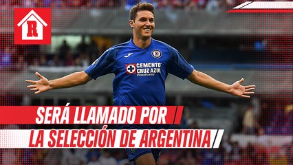 Santiago Giménez será llamado por la selección de Argentina