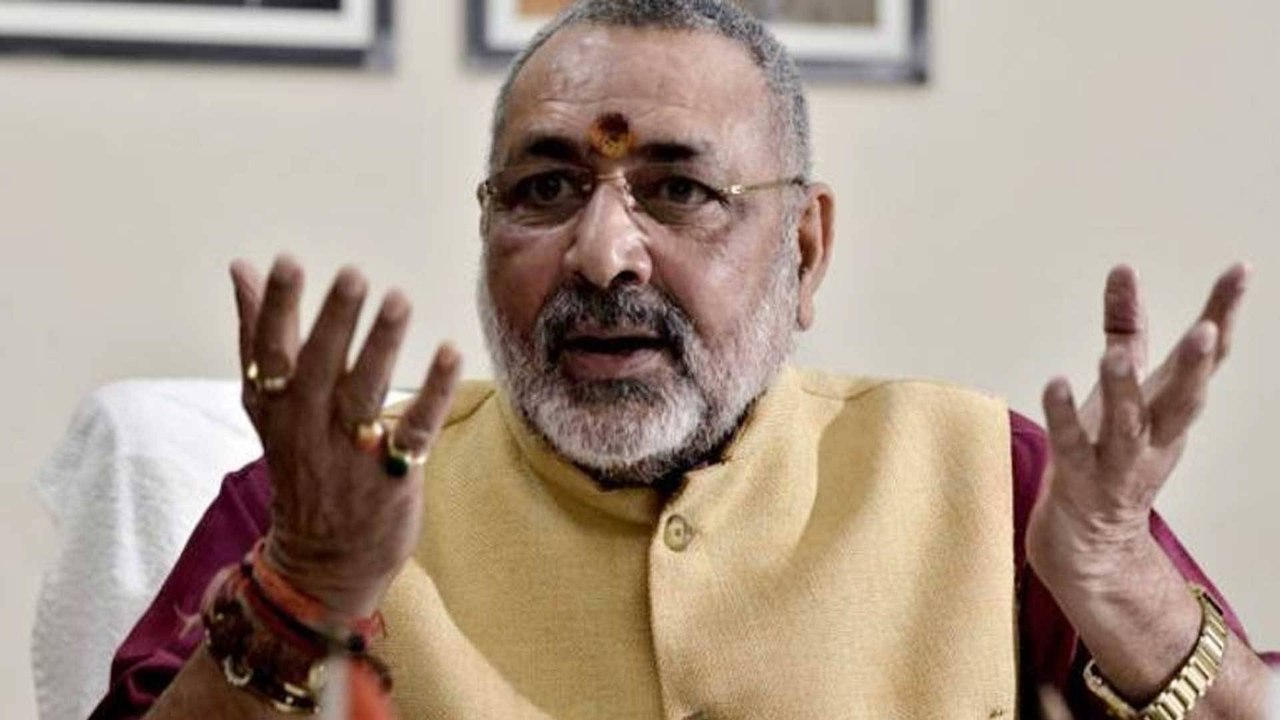 Mamta Banerjee considers herself Kim Jong: Giriraj Singh