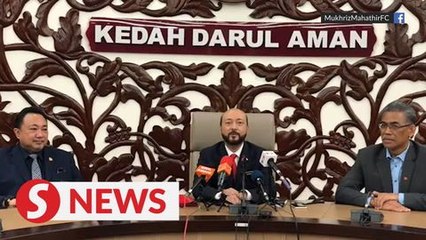 下载视频: Mukhriz announces resignation as Kedah MB after losing majority support