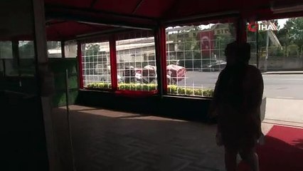 Restoranda korona virüse karşı sıra dışı önlem