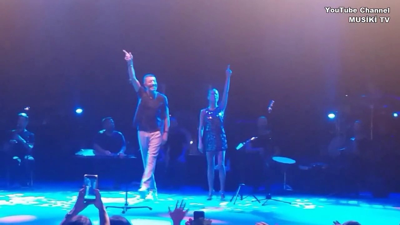 HAKAN ALTUN - Duyanlara Duymayanlara (Cengiz Kurtoğlu cover) (Konser/Canlı) @ Antalya Park