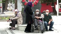65 yaş üzeri vatandaşlar günler sonra yeniden sokağa çıktı