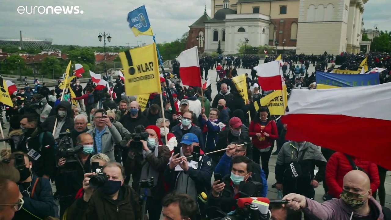 '80 % weniger Umsatz' - Proteste gegen Lockdown und Regierung in Polen