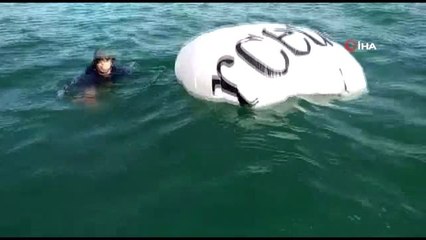 Denizde mahsur kalan sörfçü polis ekiplerince kurtarıldı