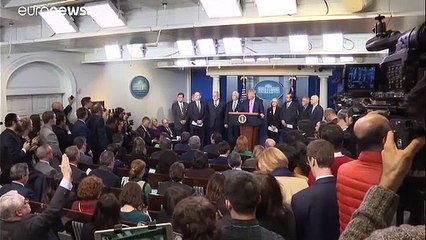 Donald Trump critiqué par Barack Obama et des élus démocrates