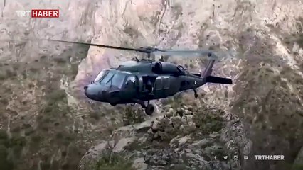 Helikopter pilotunun Mehmetçiği tek tekerle tahliyesi nefes kesti