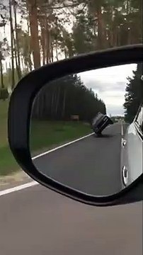 Ce 4x4 conduit sur 2 roues !