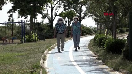 Antalya'da 65 yaş üstü aşırı sıcak nedeniyle son 2 saatte sokağa çıktı