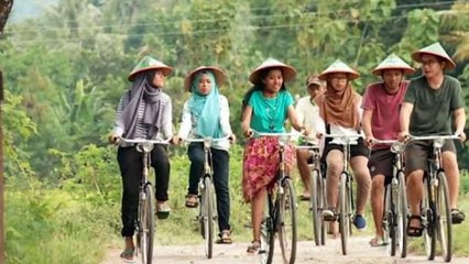 DESA TERINDAH DI DUNI