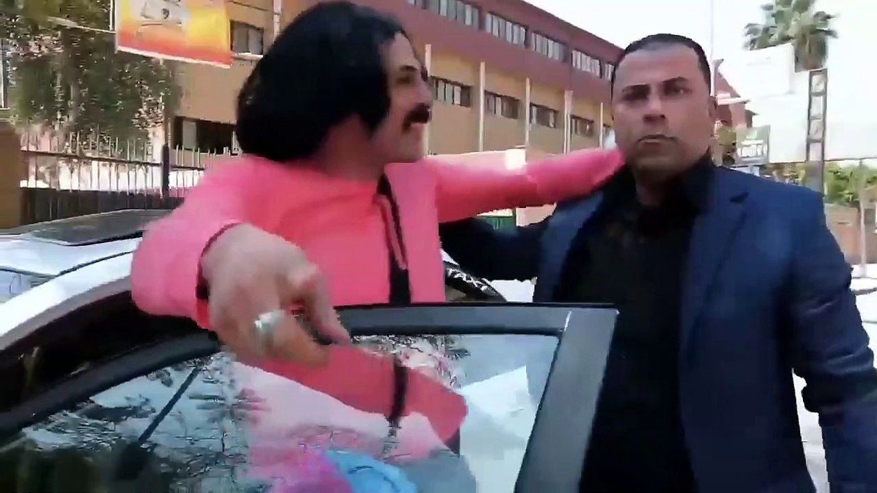 مقلب السواق الشاذ جنسيا - انت بتحط ايدك فين يا خو... انت المقلب كان هيقلب جد 