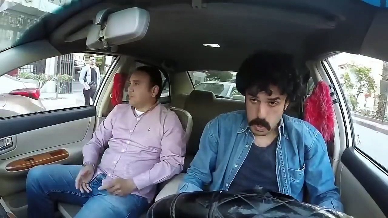 مقلب السواق المبرشم - انتوا مبرشمين ياض انت وهو دا انا من بولاق يا ولاد الوثخ.. مسخرررررة 