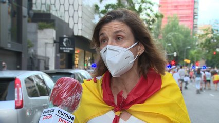 Manifestantes: "Sánchez no está gestionando bien esta crisis"