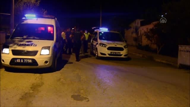 Sokağa çıkma kısıtlamasını ihlal eden ehliyetsiz sürücü polisten kaçarken kaza yaptı