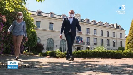 Municipales : des élus réclament un second tour de l'élection dès le mois de juin