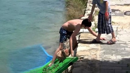 Rekor sıcaklıkta yasak dinlemediler: Kameralara yakalanan bir genç 'Bugün bize izin yok mu?' dedi