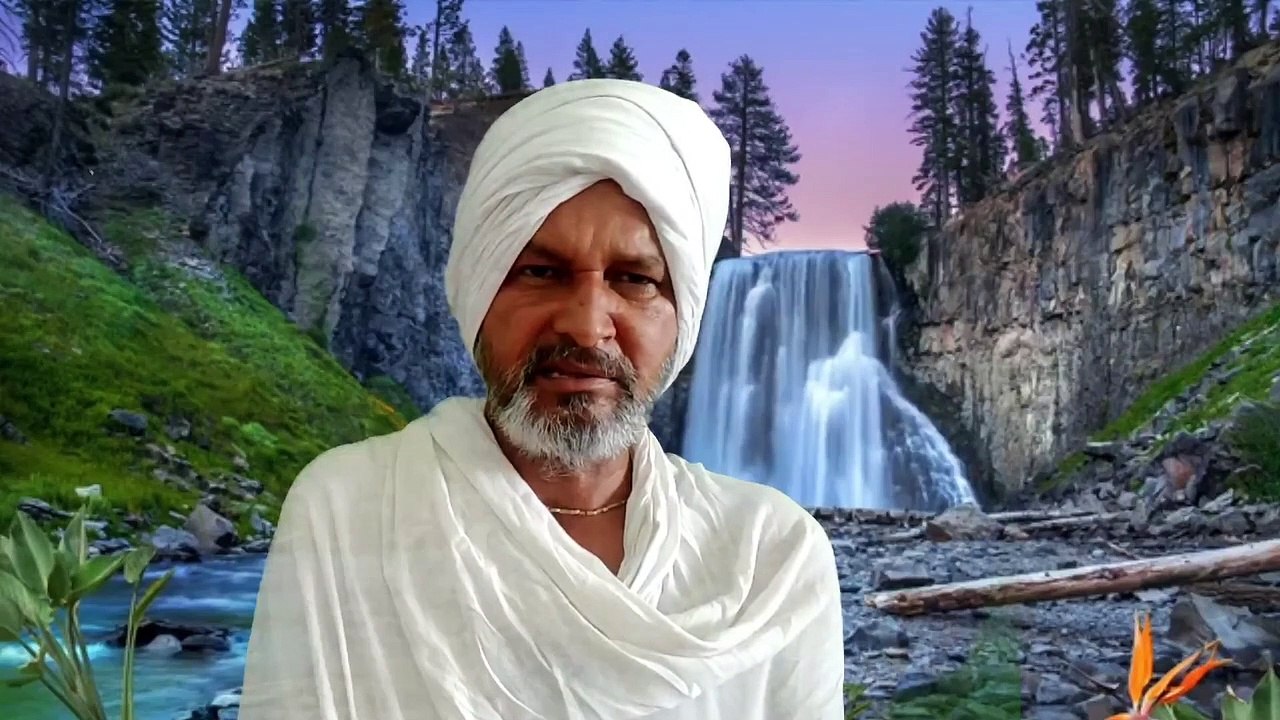 MAJDURO KE HALAT PAR  BOLTE HUYE VRINDAVAN KE SANT  AND YAMUNA RAKCHHAK DAL KE RASHTRIY ADHYACHH   JAY KRISHNA DAS I MAHARAJJI