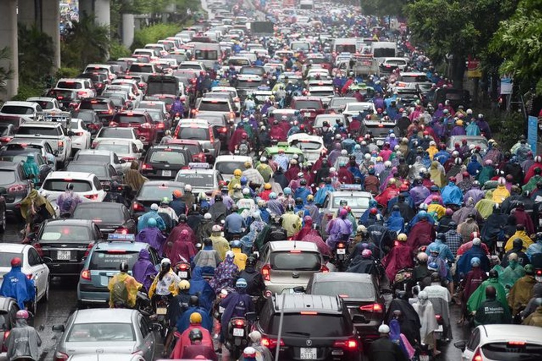 The Craziest trafic jam video Dailymotion