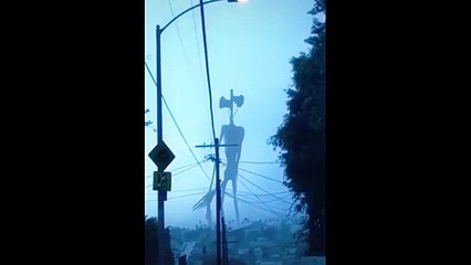 Siren Head in the Streets Meme