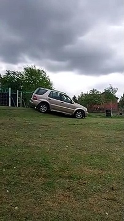 Social Distance Driving