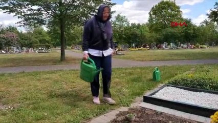 Almanya'da yaşayan gurbetçiden vefa örneği: Koronavirüslü babasına baktı