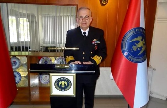 Tümamiral Cihat Yaycı Onurum, gururum incindi diyerek istifa etti