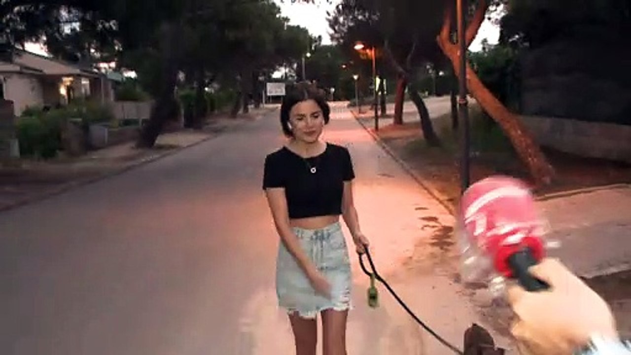 La reacción de Alexia Rivas a sus polémicas fotos con Merlos en SEMANA