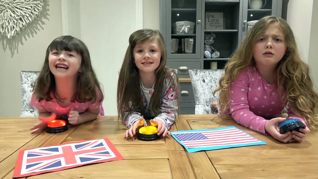 Sophia,  Isabella e Alice Brincando de Adivinhações