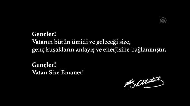 Sanatçı Sümer Ezgü 19 Mayıs Marşı besteledi