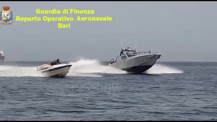 Ora News -Itali: Transportoi me skaf 546 kg marijuanë dhe 17 kg hashash, pranga 31-vjeçarit shqiptar
