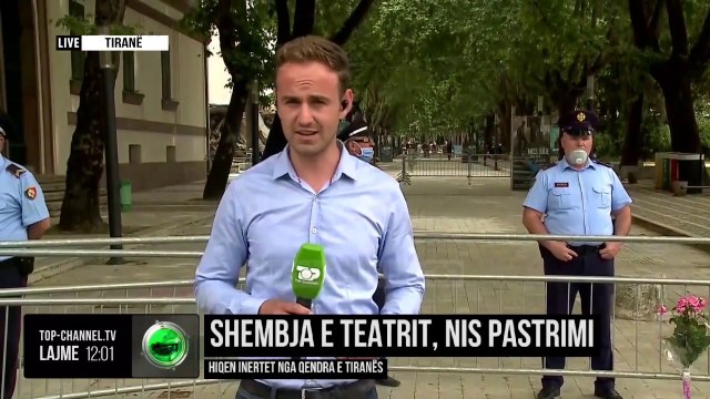 Shembja e teatrit, nis pastrimi/ Hiqen inertet nga qendra e Tiranës