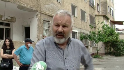 Durrës, protestë për pallatet/ Të pakënaqur me procesin e shembjes