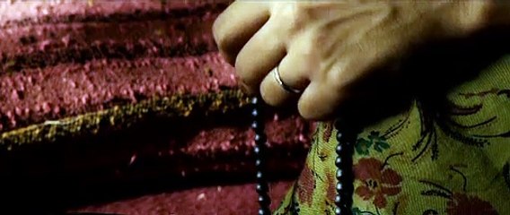 La piedra de la paciencia - Tráiler español (doblado)