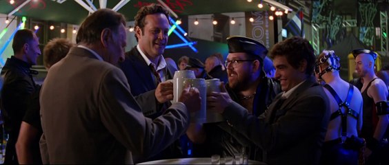 Negocios con resaca - Tráiler español