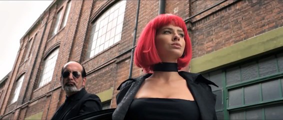 Sólo se vive una vez - Tráiler