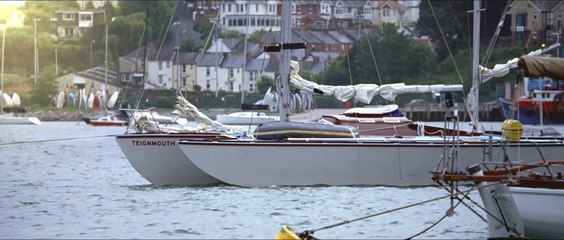 Un océano entre nosotros (The Mercy) - Tráiler español