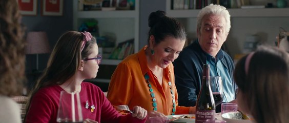 Padre no hay más que uno - Teaser tráiler