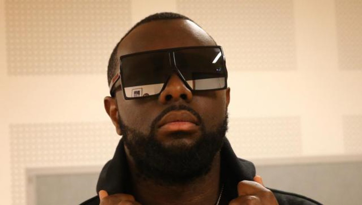 Maître Gims offre une Audemars Piguet à Abou Debeing !