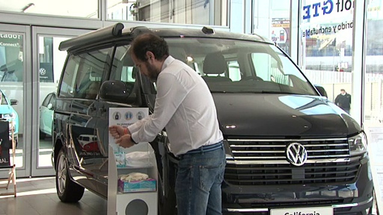 Volkswagen prepara la vuelta a la actividad de su red de concesionarios