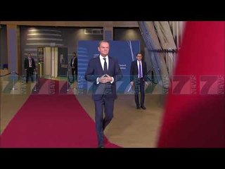 BRUKSELI REAGON PER TEATRIN, «SHEMBJA NA ZHHGENJEU, DUHET DIALOG» - News, Lajme - Kanali 7