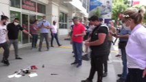 Malatyalı kuaför ve güzellik salonlarından tepki...Sağlık Müdürlüğü önünde protesto yaptılar