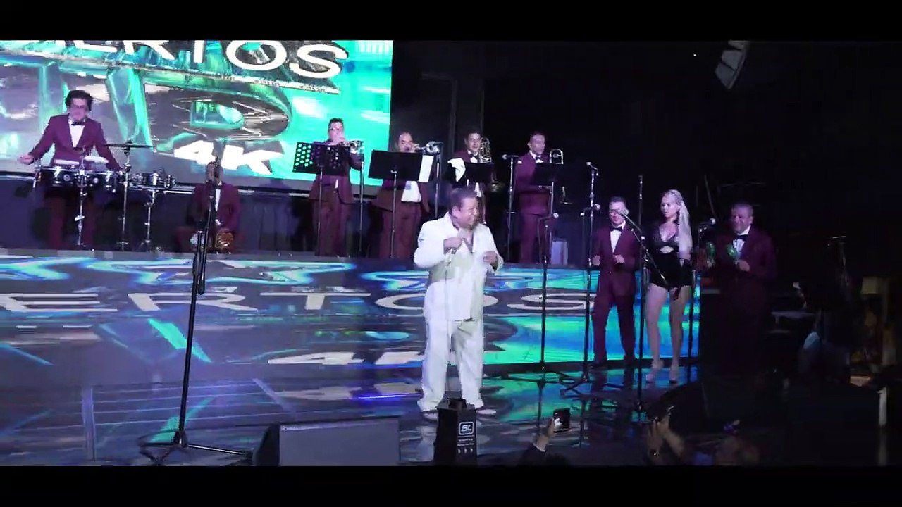 Cada Dia es Mayor - La Orquesta de Moda Controversia Internacional Ft Paquito Ocampo