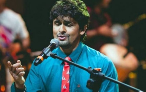 Azaan row | Sonu Nigam shaves off his head: Maulvi who issued fatwa still 'unhappy'