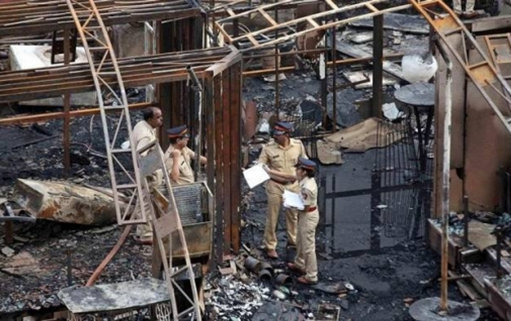 Speed News:  BMC carries out demolition drive in Mumbai Kamala Mills fire