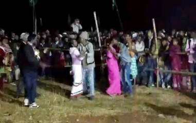 Zero Hour: Jharkhand kissing contest: BJP seeks apology from JMM leaders