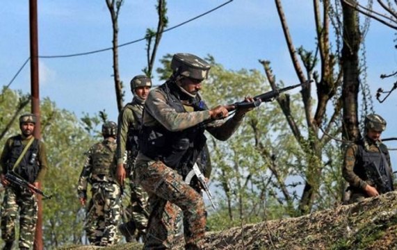 3 terrorists apparently Pakistanis have been neutralized by Joint team of J&K Police, RR & CRPF