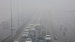 Air pollution: Smog engulfs Delhi-NCR, AQI level reaches to 393