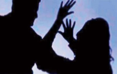 Muzaffarnagar: Moneylender beats up poor man, video goes viral on social media