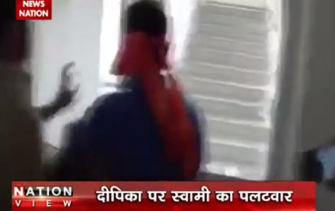 Padmavati row: Karni Sena members create ruckus vandalise Akash mall in Kota